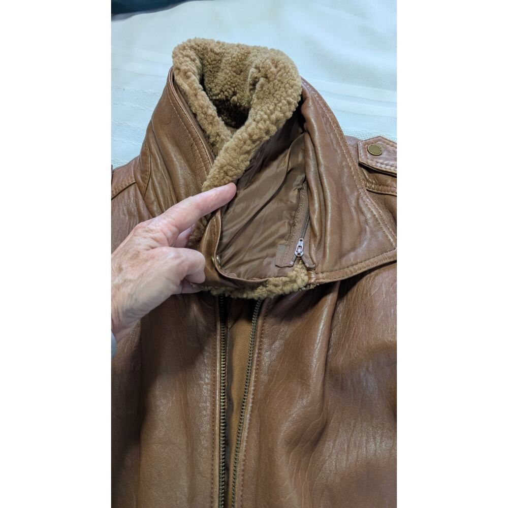 Vintage Brown Wilson's Leather Bomber Jacket with Faux Shearling Collar - XL - Picture 12 of 13